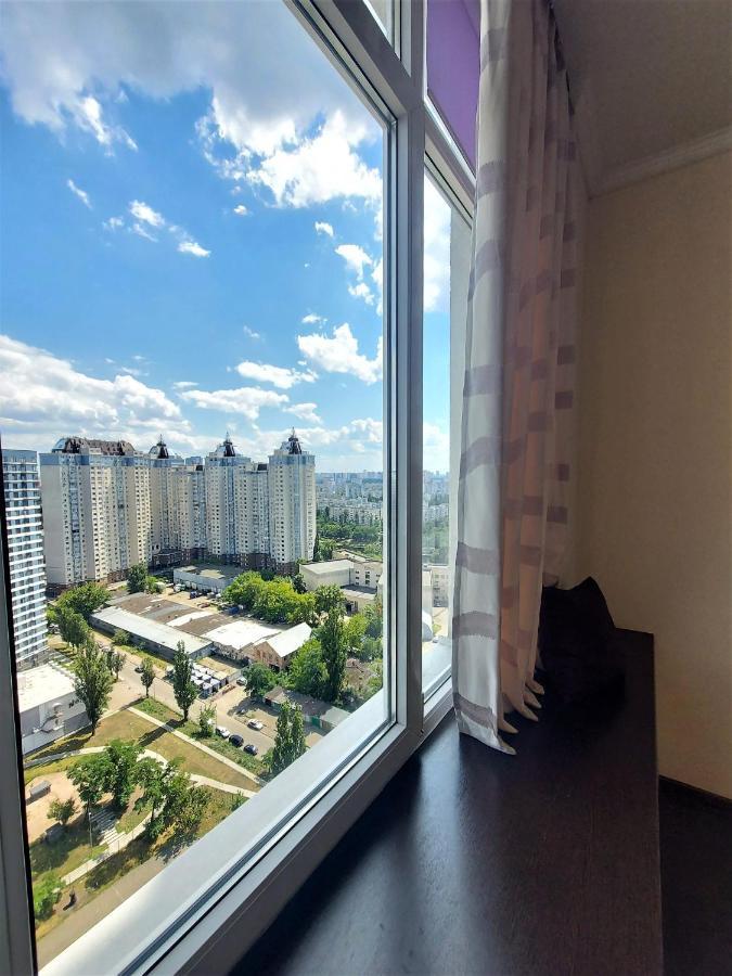 Видові 1К-2К Апартаменти 11,15, 23 Поверхи Kiev Exterior foto