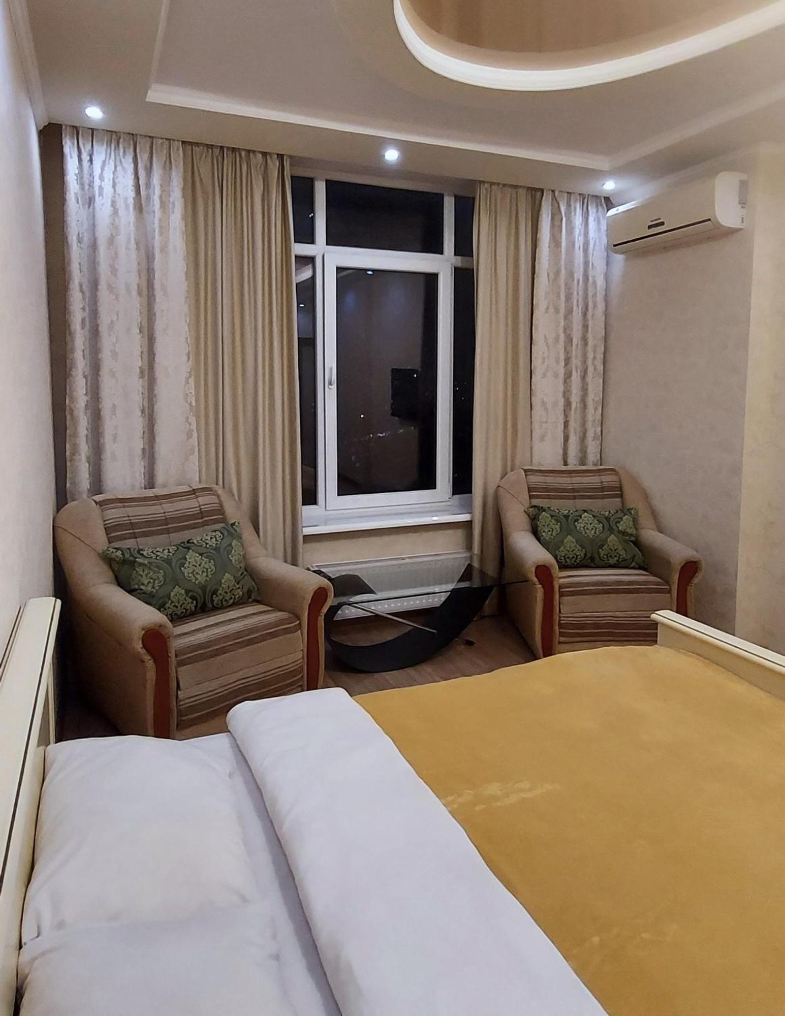 Видові 1К-2К Апартаменти 11,15, 23 Поверхи Kiev Exterior foto